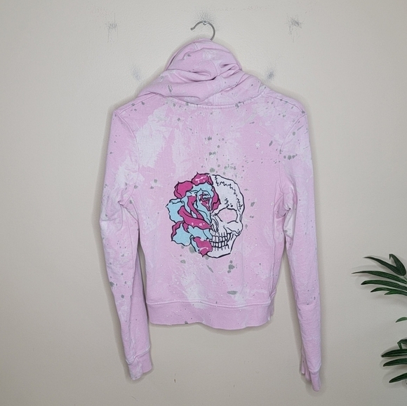 Y2K Grail | Distressed Splatter Zip Front Hoodie Sweatshirt with Skull on Back - Picture 5 of 11